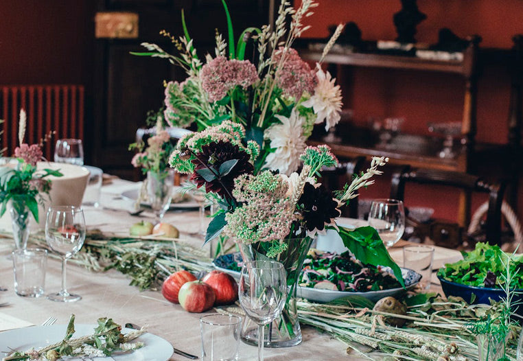 Create an epic table setting for your Christmas eve dinner.