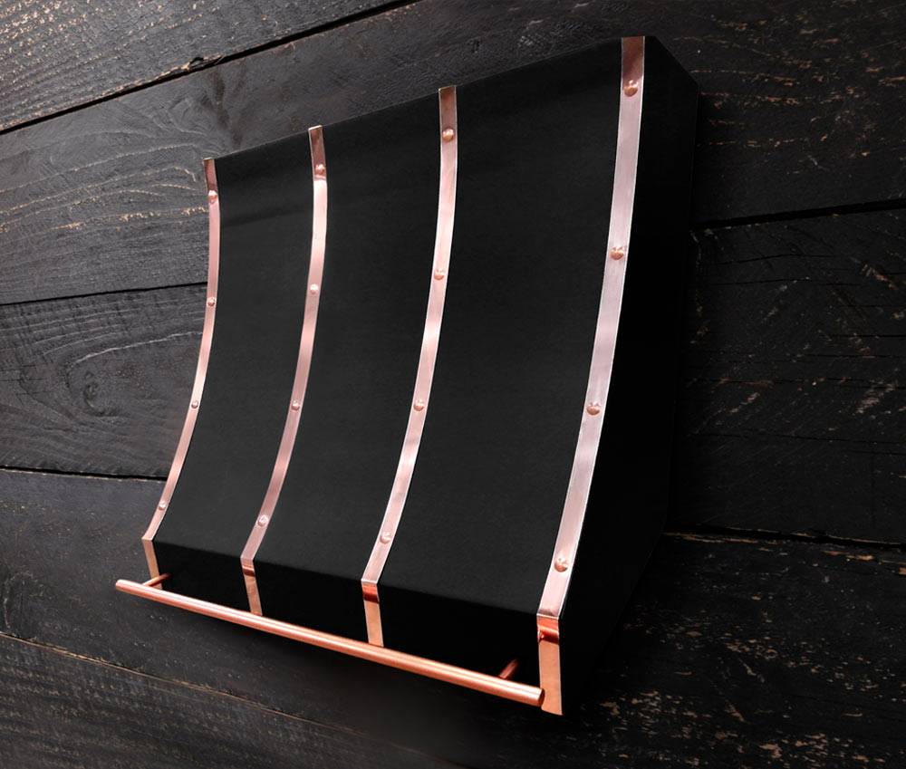 Amoretti Brothers  - EUGENE - Black Range Hood with Copper Strips