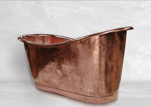 hammered copper freestanding bathtub REGINA by Amoretti Brothers
