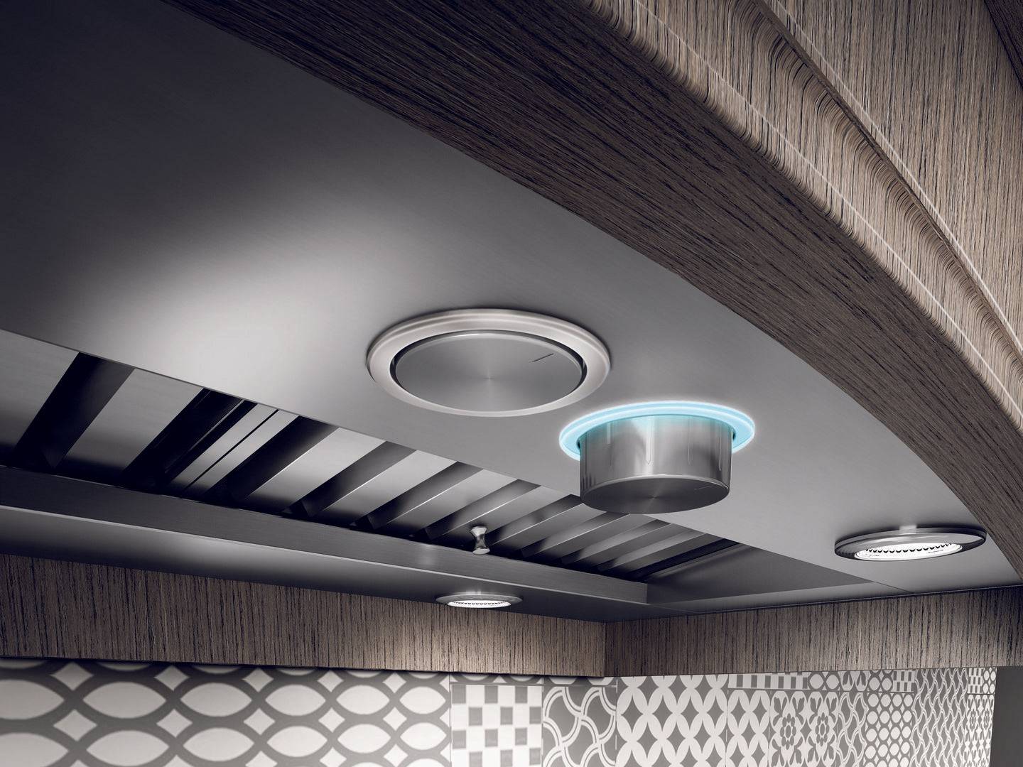 Amoretti Brothers  -EUGENE- Black and Brass Range Hood